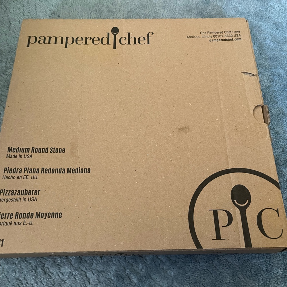 Pampered chef round stone